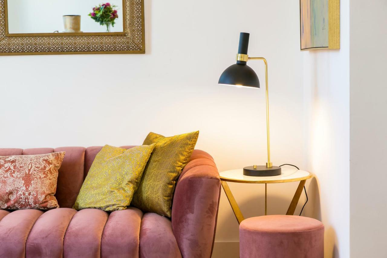 ליסבון 2 Beautiful Suites Upscale Flat Embracing Tejo! מראה חיצוני תמונה