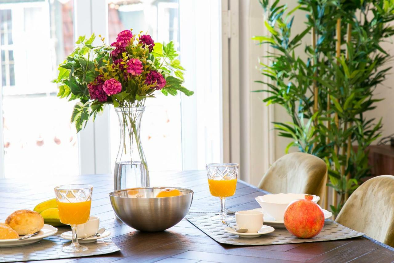 ליסבון 2 Beautiful Suites Upscale Flat Embracing Tejo! מראה חיצוני תמונה